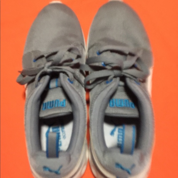 Puma tennis shoes - Picture 3 of 6